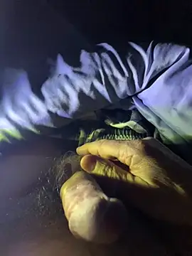 Snapshot of bertram59 chatting on January 12, 2026, 7:37 am bertram59 online show from January 12, 2026, 7:37 am