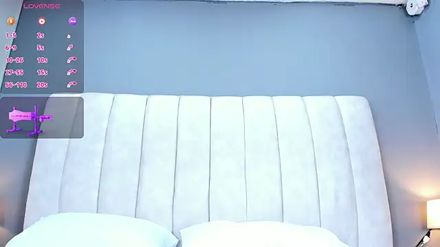 Snapshot of Ashleyy23x chatting on October 23, 2025, 7:23 pm Ashleyy23x online show from October 23, 2025, 7:23 pm