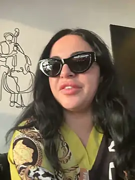 Chloe Ricci online show from December 14, 2024, 1:59 pm