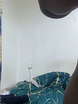 Snapshot of sweet1111 chatting on November 9, 2025, 10:47 pm sweet1111 online show from November 9, 2025, 10:47 pm