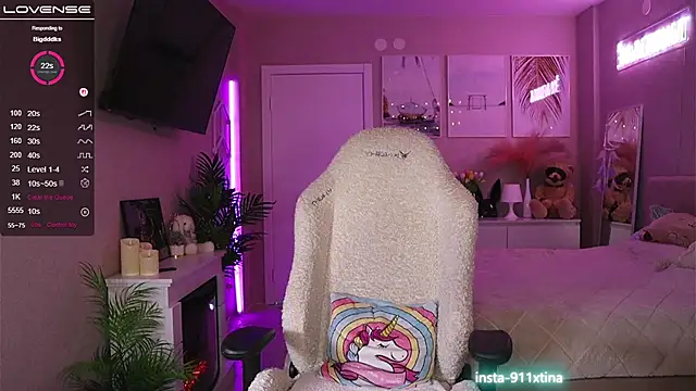 Snapshot of Break-me-Shake-me chatting on November 9, 2025, 4:49 am Break-me-Shake-me online show from November 9, 2025, 4:49 am