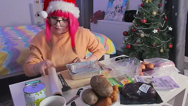 Yumi Youkai online show from December 31, 2024, 2:36 pm