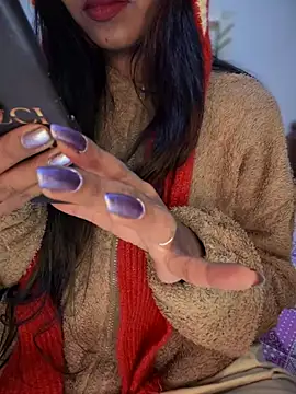 Snapshot of PARI_Hun chatting on December 17, 2024, 1:38 pm PARI Hun online show from December 17, 2024, 1:38 pm