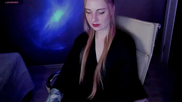 Aqualen online show from November 10, 2025, 7:19 pm