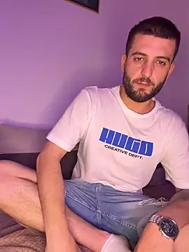 ElChapoGuzman95 online show from April 13, 2026, 7:18 pm