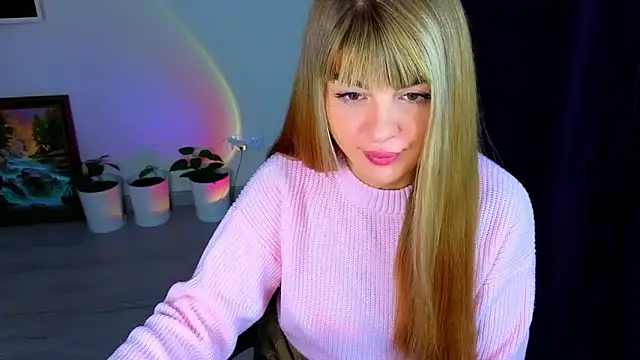  comefeelme  online show from November 16, 2025, 3:44 am