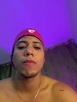 xTommy Steigerx online show from October 8, 2025, 4:47 am