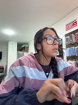  alabina  online show from April 17, 2026, 3:48 pm