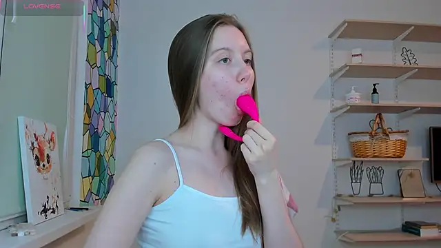 Peggy Beauty online show from October 15, 2025, 8:39 pm