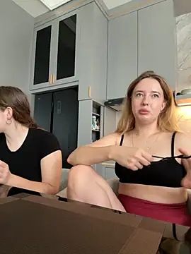 Nura n Sarah online show from September 18, 2025, 3:20 am