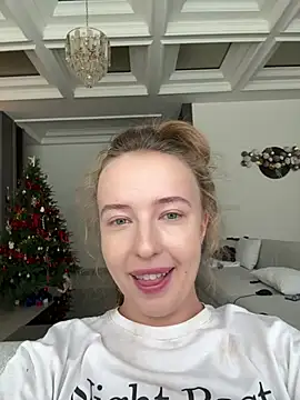 Snapshot of Nura_n_Sarah chatting on February 19, 2026, 5:04 am Nura n Sarah online show from February 19, 2026, 5:04 am