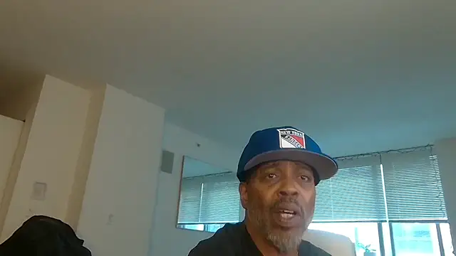 Snapshot of theblacklordmaster chatting on January 24, 2025, 7:18 pm theblacklordmaster online show from January 24, 2025, 7:18 pm