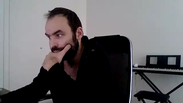 joaodias 97 online show from February 5, 2026, 12:34 pm