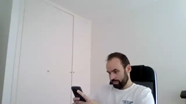 Snapshot of joaodias_97 chatting on May 4, 2026, 3:59 pm joaodias 97 online show from May 4, 2026, 3:59 pm