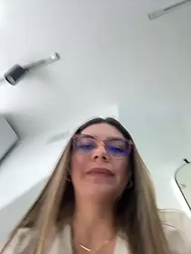 alicee16 online show from March 9, 2025, 7:59 pm