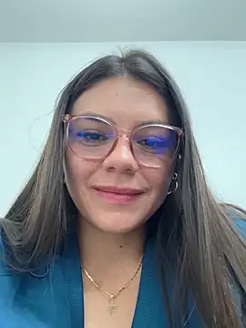 alicee16 online show from January 8, 2025, 9:55 pm