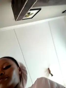 Snapshot of Neelo-Smith chatting on September 19, 2025, 5:55 am Neelo-Smith online show from September 19, 2025, 5:55 am