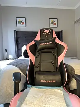 Snapshot of Neelo-Smith chatting on February 4, 2025, 6:57 am Neelo-Smith online show from February 4, 2025, 6:57 am