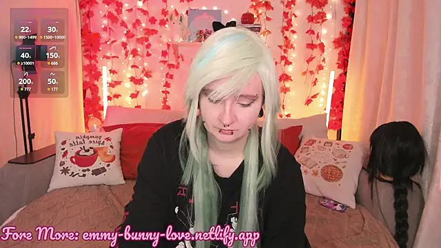 EmmyBunny online show from September 22, 2025, 3:29 pm