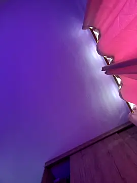 Snapshot of Alicia_Ruiz chatting on October 10, 2025, 7:36 pm Alicia Ruiz online show from October 10, 2025, 7:36 pm