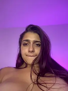 Snapshot of Alicia_Ruiz chatting on March 11, 2025, 9:15 pm Alicia Ruiz online show from March 11, 2025, 9:15 pm