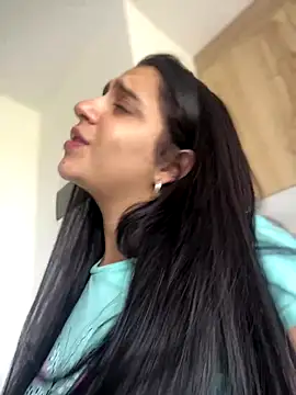 Snapshot of Alicia_Ruiz chatting on September 10, 2025, 6:07 pm Alicia Ruiz online show from September 10, 2025, 6:07 pm