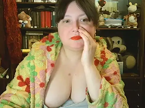 Snapshot of CarrieQPeach chatting on February 5, 2026, 8:04 pm CarrieQPeach online show from February 5, 2026, 8:04 pm