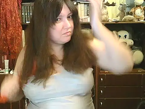 Snapshot of CarrieQPeach chatting on December 3, 2025, 6:18 pm CarrieQPeach online show from December 3, 2025, 6:18 pm