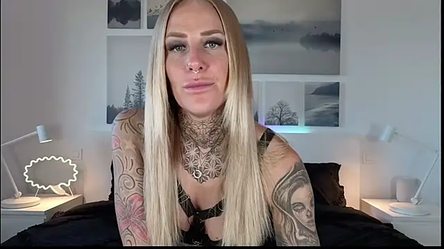 Snapshot of Lara-CumKitten chatting on January 28, 2025, 2:42 pm Lara-CumKitten online show from January 28, 2025, 2:42 pm