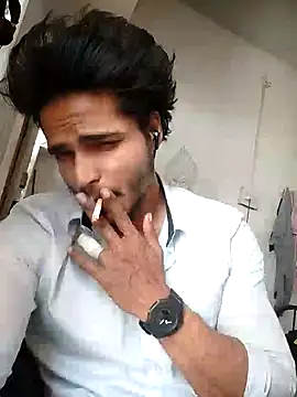 Snapshot of rounakhunk chatting on February 4, 2025, 8:56 am rounakhunk online show from February 4, 2025, 8:56 am