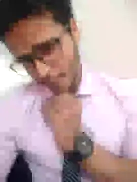 Snapshot of rounakhunk chatting on March 17, 2026, 9:23 am rounakhunk online show from March 17, 2026, 9:23 am