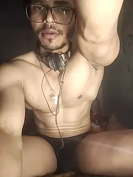 rounakhunk online show from July 15, 2026, 6:37 pm