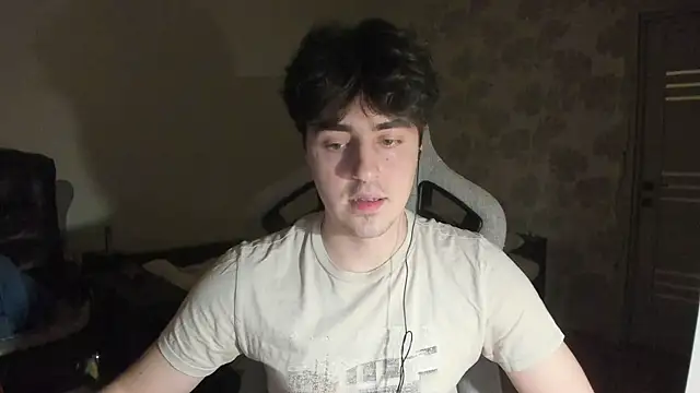 Knuckles17 online show from March 28, 2026, 5:14 pm