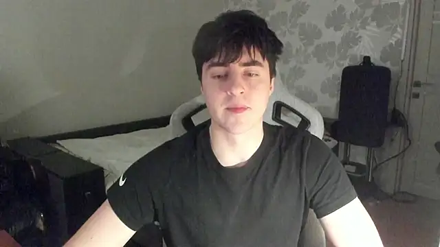 Knuckles17 online show from February 11, 2026, 1:22 pm