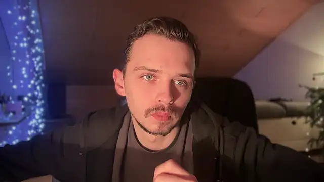 naked psy online show from January 15, 2025, 4:36 am