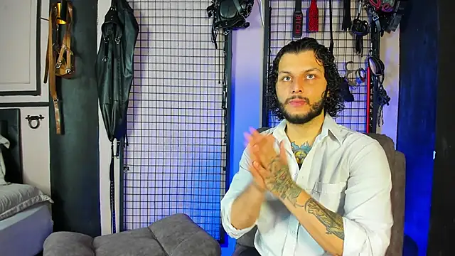 Twisted Fantasy online show from February 27, 2025, 10:33 am