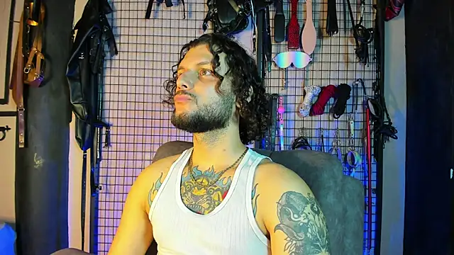 Twisted Fantasy online show from March 12, 2025, 4:41 am