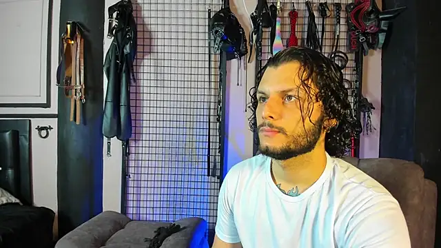 Twisted Fantasy online show from February 12, 2025, 12:12 pm