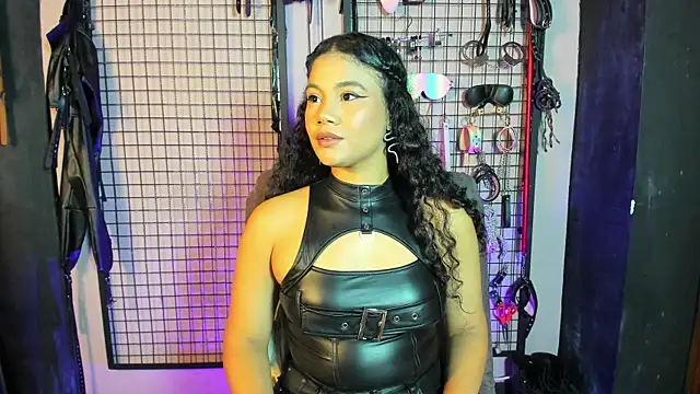 Twisted Fantasy online show from February 16, 2025, 12:30 am