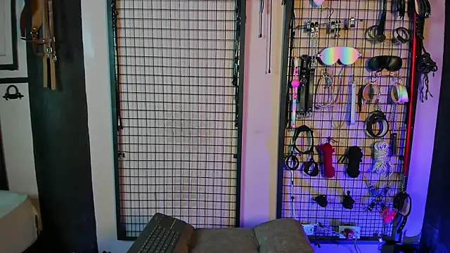 Twisted Fantasy online show from February 13, 2025, 3:45 pm