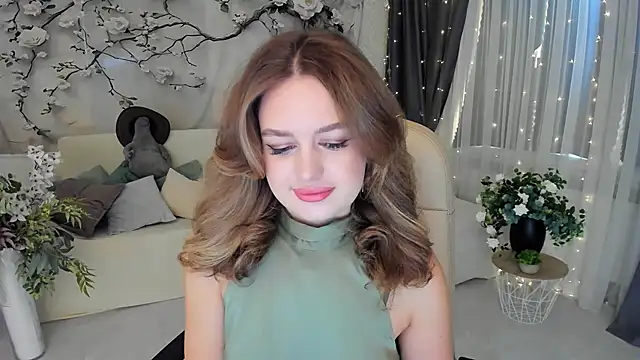 MiracleCurly online show from October 5, 2025, 10:06 am