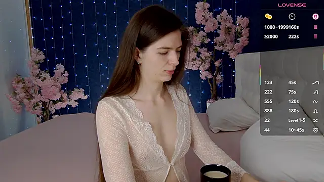 -Mirror-Girl- online show from November 26, 2025, 4:45 am