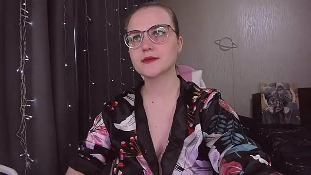 MissBrightShine online show from January 15, 2026, 10:51 am