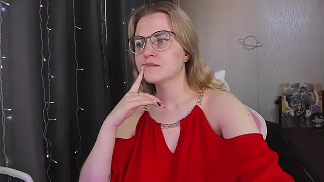 MissBrightShine online show from April 8, 2026, 10:50 am