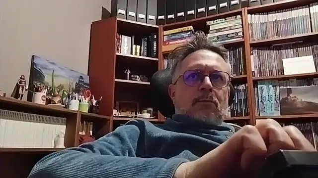 Mandra is a whore online show from November 22, 2025, 10:30 pm