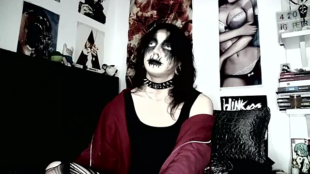 kiiler queen online show from June 8, 2026, 1:28 am