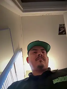 Snapshot of PeterGrandee chatting on February 19, 2025, 8:31 pm PeterGrandee online show from February 19, 2025, 8:31 pm