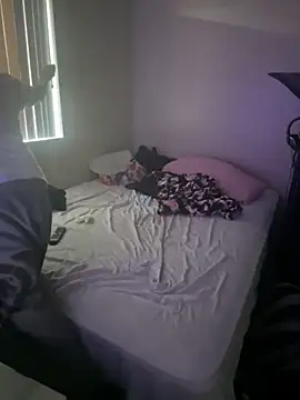 Snapshot of PeterGrandee chatting on November 17, 2025, 8:13 pm PeterGrandee online show from November 17, 2025, 8:13 pm