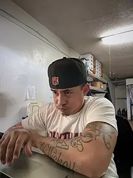 Snapshot of PeterGrandee chatting on December 5, 2024, 8:17 pm PeterGrandee online show from December 5, 2024, 8:17 pm