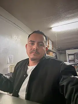 Snapshot of PeterGrandee chatting on January 13, 2025, 6:27 pm PeterGrandee online show from January 13, 2025, 6:27 pm